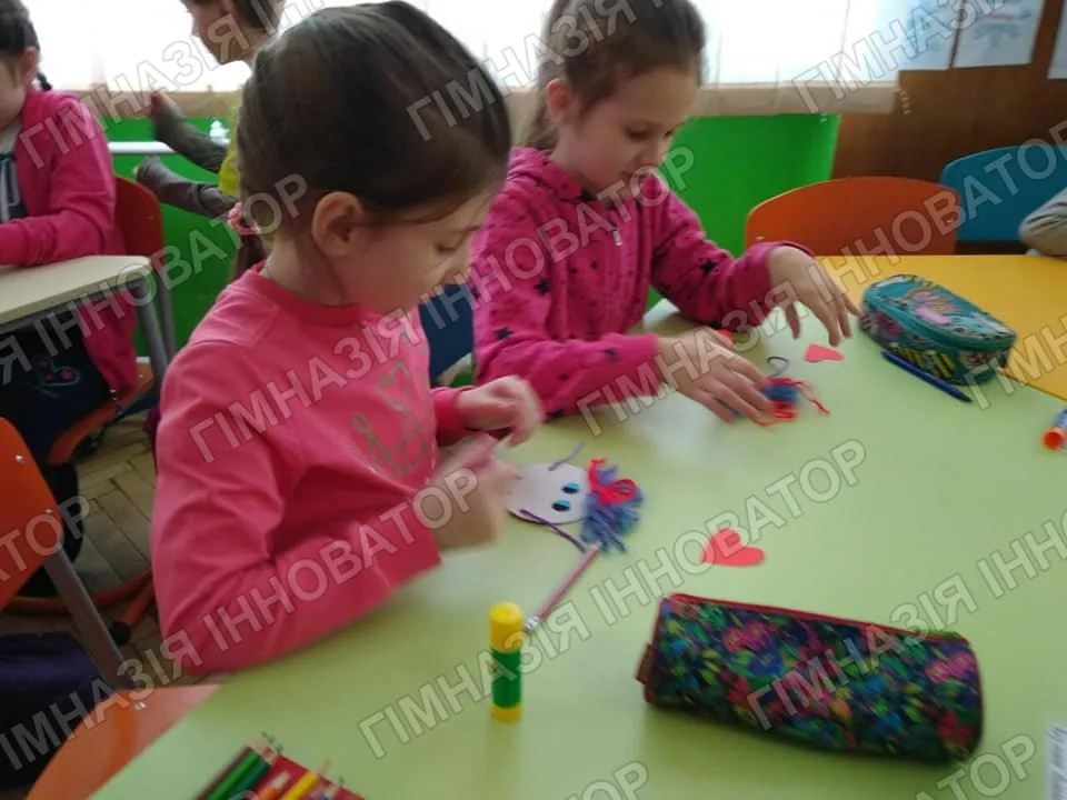 Зустріч з підприємливою людиною, 1В