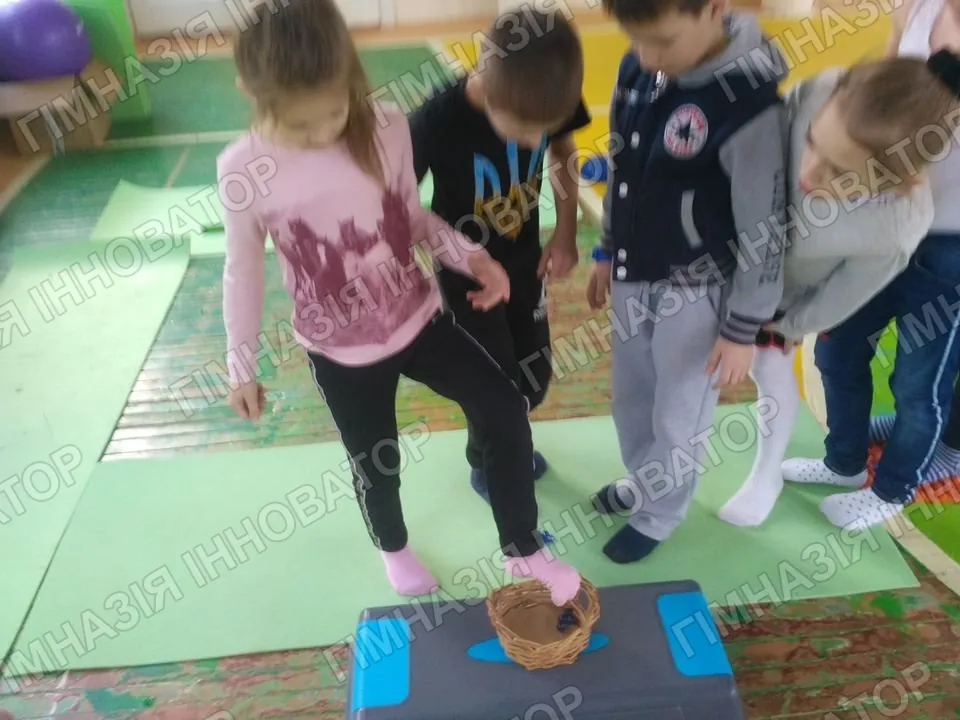 Уроки здорової постави в СЗШ №23