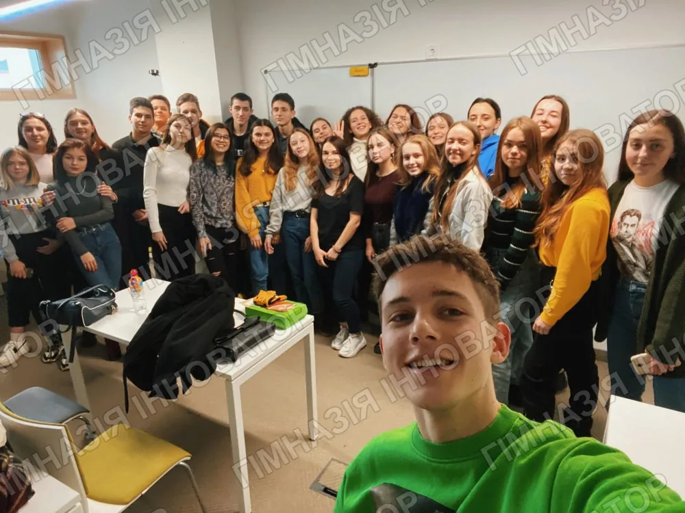 Дякуємо фейсбуку за знайомство