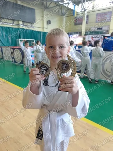 Вітаємо з золотом