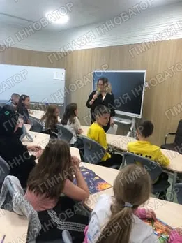 Книжковий дитячий клуб «Захопливі Ельфи»