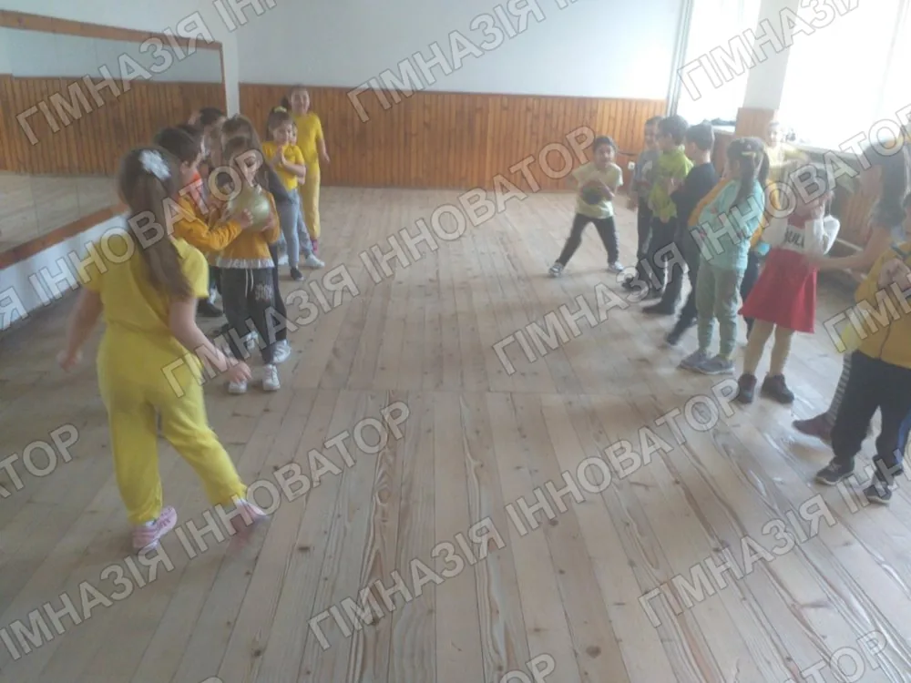 Яскраві естафети