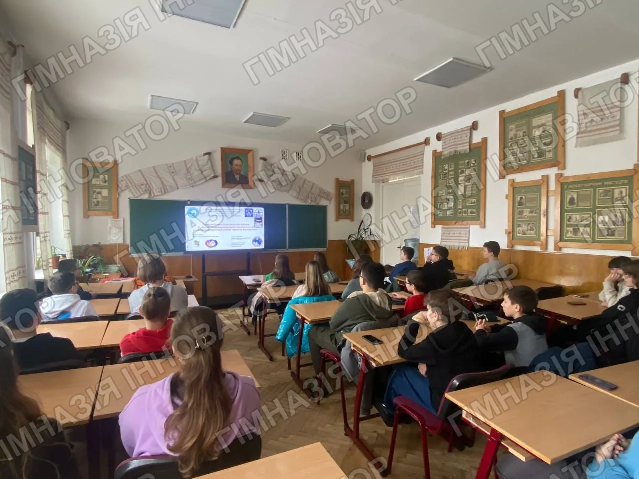 Віртуальна подорож до української Антарктиди!